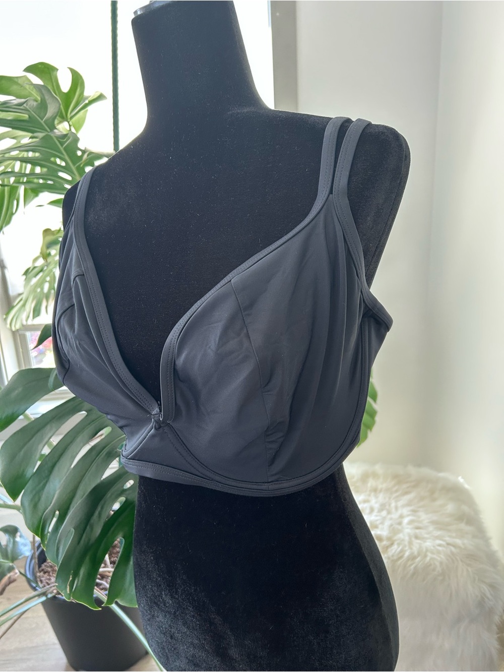 Bravissimo Swimsuit top size 36H in black